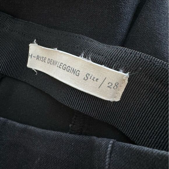 PILCRO High-Rise Denim Leggings Black Pull On - Picture 7 of 8